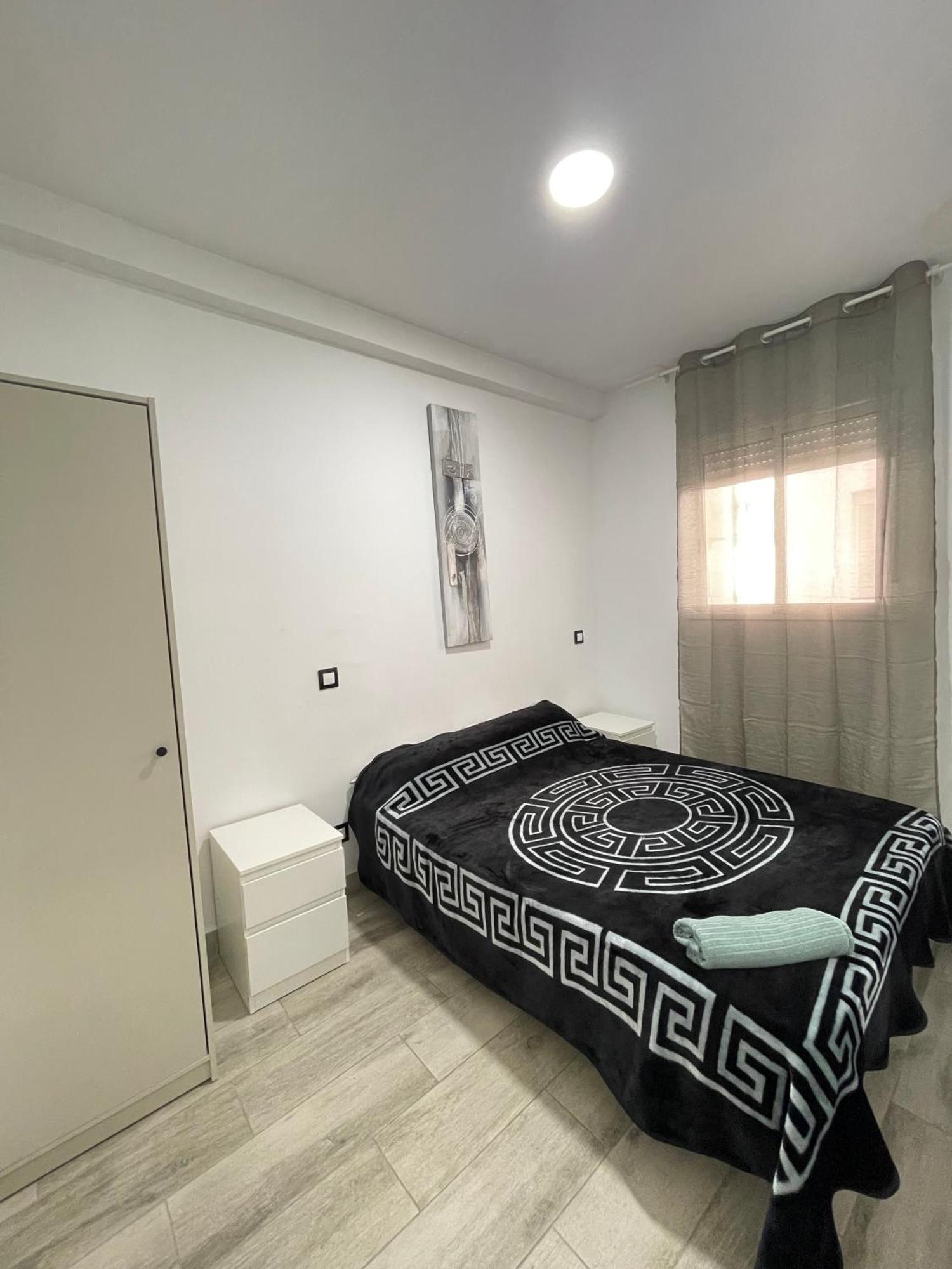 Relax Apartaments 1Min Metro Madrid Exterior photo